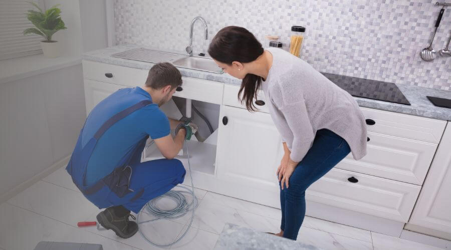 Expert burst pipe repair services in Ohiowa, NE